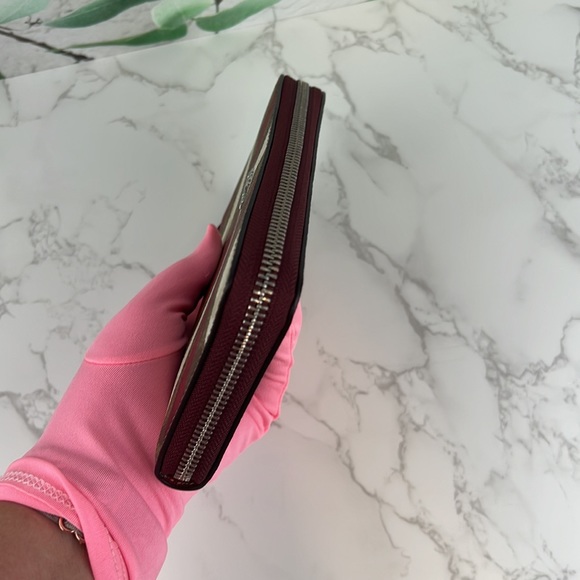 Coach NWT Accordion Zip Wallet Signature Canvas Diagonal Stripe - Picture 6 of 13